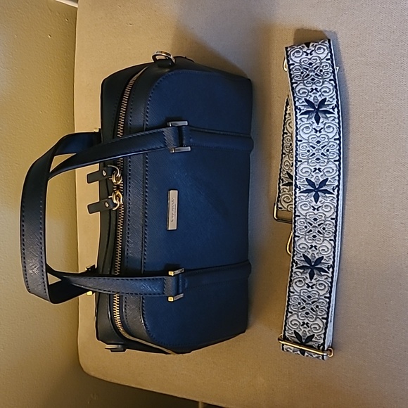 Kate Spade Newbury Lane Cassie Dome Bag - Picture 13 of 13